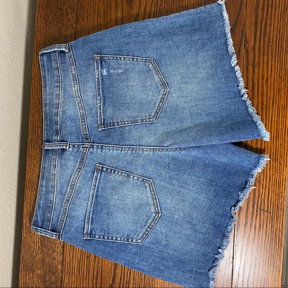 Super High Rise 7/28 Wedge Midi Vintage Reunion Denim Distressed Cutoff … - Picture 2 of 5